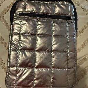 Laptop Sleeve with a smaller extra compartment!